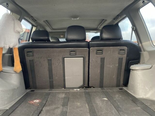 Серый Ниссан ИксТрейл, объемом двигателя 0 л и пробегом 230 тыс. км за 3700 $, фото 7 на Automoto.ua