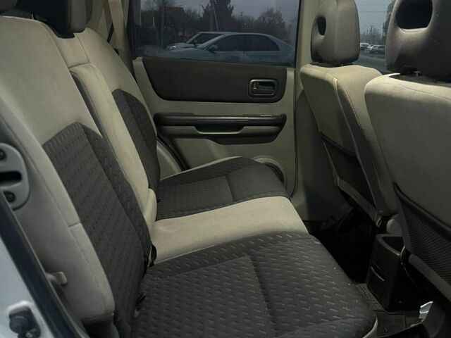 Сірий Ніссан ІксТрейл, об'ємом двигуна 0 л та пробігом 290 тис. км за 5700 $, фото 12 на Automoto.ua