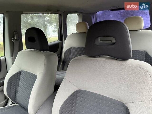 Серый Ниссан ИксТрейл, объемом двигателя 2.18 л и пробегом 280 тыс. км за 5850 $, фото 44 на Automoto.ua