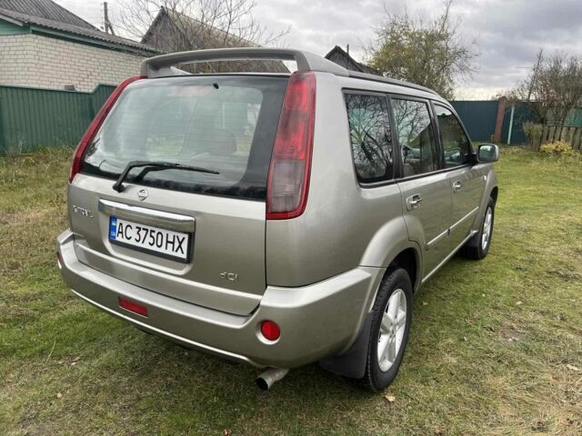 Серый Ниссан ИксТрейл, объемом двигателя 2.2 л и пробегом 261 тыс. км за 4400 $, фото 9 на Automoto.ua