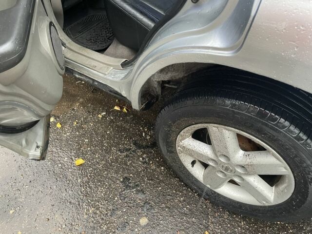 Серый Ниссан ИксТрейл, объемом двигателя 2.2 л и пробегом 287 тыс. км за 4750 $, фото 8 на Automoto.ua