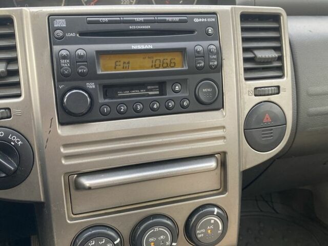 Сірий Ніссан ІксТрейл, об'ємом двигуна 0 л та пробігом 230 тис. км за 3499 $, фото 18 на Automoto.ua