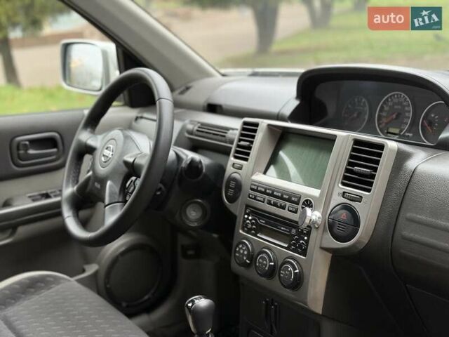 Серый Ниссан ИксТрейл, объемом двигателя 2.18 л и пробегом 280 тыс. км за 5850 $, фото 34 на Automoto.ua