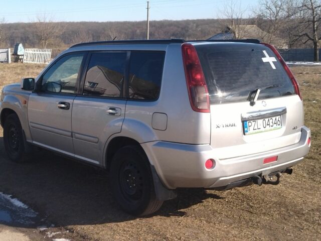 Ниссан ИксТрейл 2005 в Белой Церкве на Automoto.ua Серый Ниссан ИксТрейл, объемом двигателя 2 л и пробегом 310 тыс. км за 2856 $, фото 1 на Automoto.ua