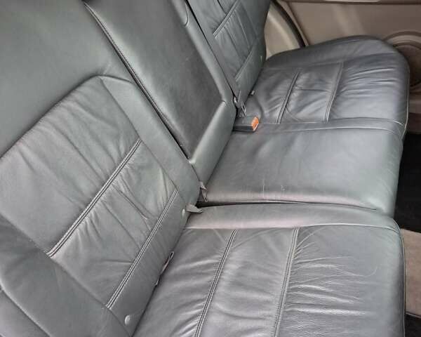 Сірий Ніссан ІксТрейл, об'ємом двигуна 2.2 л та пробігом 350 тис. км за 3750 $, фото 4 на Automoto.ua