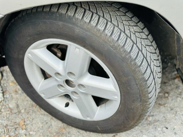 Серый Ниссан ИксТрейл, объемом двигателя 2.2 л и пробегом 280 тыс. км за 3400 $, фото 11 на Automoto.ua