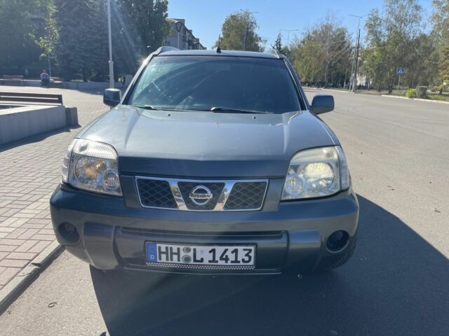 Сірий Ніссан ІксТрейл, об'ємом двигуна 2.2 л та пробігом 173 тис. км за 4000 $, фото 17 на Automoto.ua