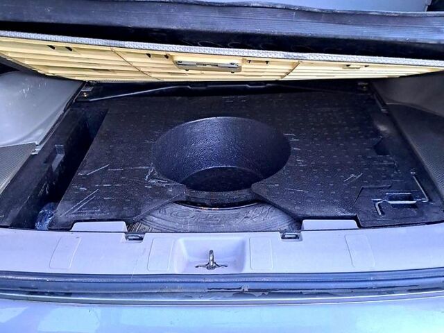 Серый Ниссан ИксТрейл, объемом двигателя 2 л и пробегом 214 тыс. км за 6585 $, фото 11 на Automoto.ua