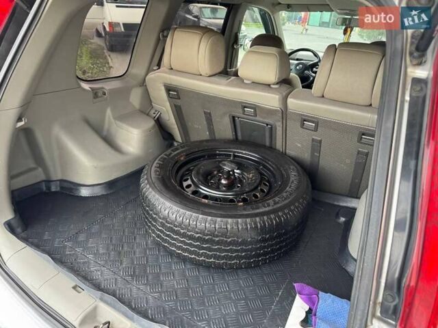 Серый Ниссан ИксТрейл, объемом двигателя 2 л и пробегом 209 тыс. км за 6800 $, фото 30 на Automoto.ua