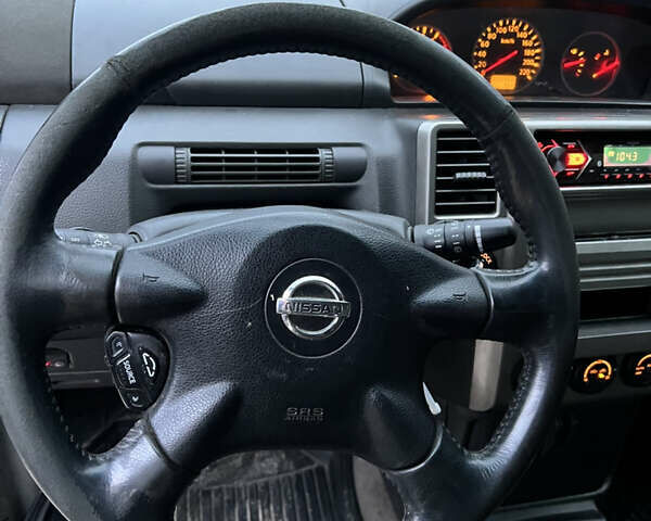 Серый Ниссан ИксТрейл, объемом двигателя 2 л и пробегом 303 тыс. км за 4699 $, фото 16 на Automoto.ua