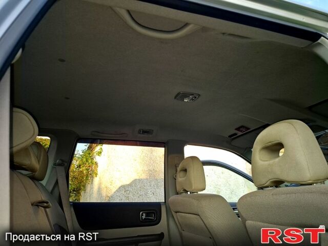 Серый Ниссан ИксТрейл, объемом двигателя 2 л и пробегом 208 тыс. км за 7300 $, фото 9 на Automoto.ua