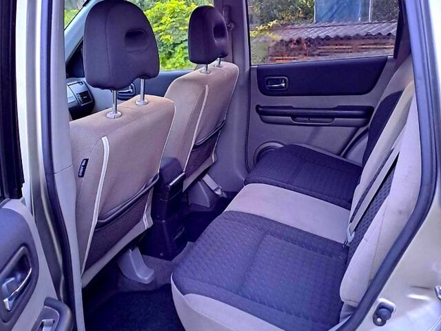 Серый Ниссан ИксТрейл, объемом двигателя 2 л и пробегом 214 тыс. км за 6585 $, фото 5 на Automoto.ua