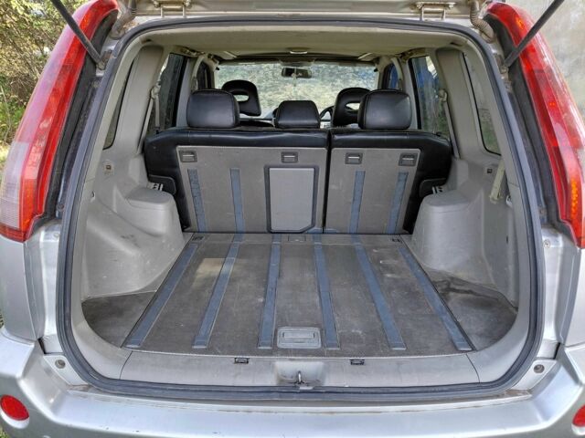 Сірий Ніссан ІксТрейл, об'ємом двигуна 2.2 л та пробігом 2 тис. км за 3399 $, фото 4 на Automoto.ua