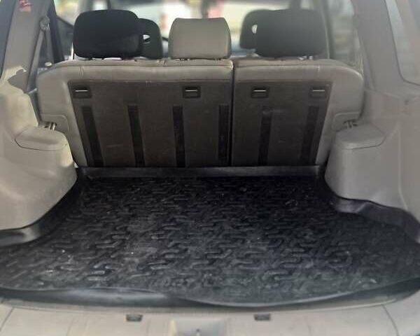 Сірий Ніссан ІксТрейл, об'ємом двигуна 2.18 л та пробігом 208 тис. км за 7200 $, фото 11 на Automoto.ua