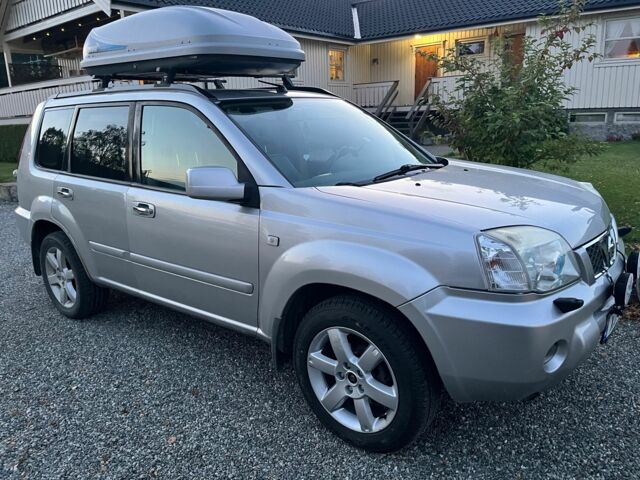 Ниссан ИксТрейл 2006 в Киеве на Automoto.ua Серый Ниссан ИксТрейл, объемом двигателя 2.2 л и пробегом 270 тыс. км за 3854 $, фото 1 на Automoto.ua