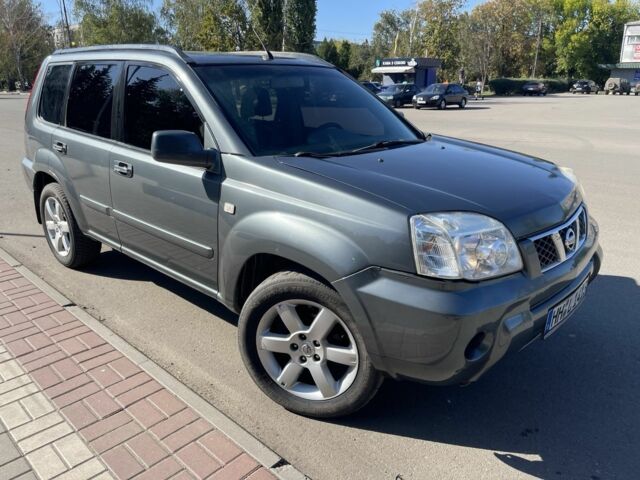 Сірий Ніссан ІксТрейл, об'ємом двигуна 2.2 л та пробігом 173 тис. км за 4000 $, фото 16 на Automoto.ua