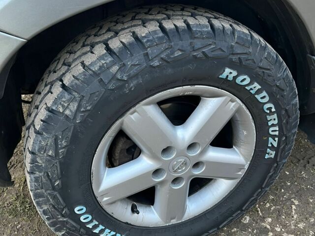 Сірий Ніссан ІксТрейл, об'ємом двигуна 2.2 л та пробігом 239 тис. км за 3900 $, фото 6 на Automoto.ua