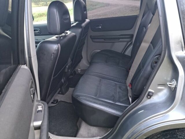 Серый Ниссан ИксТрейл, объемом двигателя 0 л и пробегом 307 тыс. км за 4000 $, фото 6 на Automoto.ua