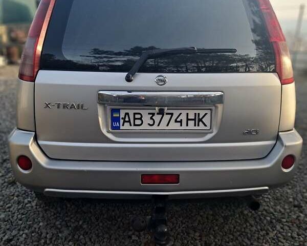 Сірий Ніссан ІксТрейл, об'ємом двигуна 2.18 л та пробігом 208 тис. км за 7200 $, фото 6 на Automoto.ua