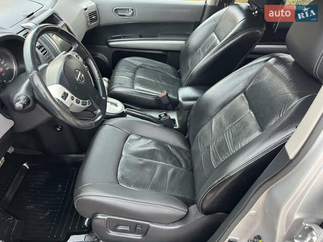 Серый Ниссан ИксТрейл, объемом двигателя 2.49 л и пробегом 155 тыс. км за 8499 $, фото 21 на Automoto.ua