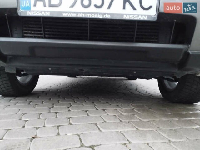 Серый Ниссан ИксТрейл, объемом двигателя 2 л и пробегом 220 тыс. км за 9700 $, фото 27 на Automoto.ua