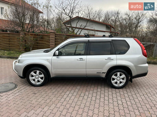 Серый Ниссан ИксТрейл, объемом двигателя 2.5 л и пробегом 155 тыс. км за 8750 $, фото 9 на Automoto.ua