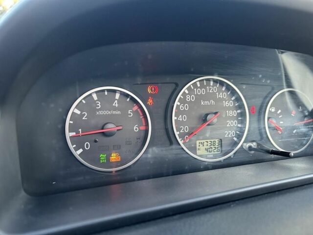 Серый Ниссан ИксТрейл, объемом двигателя 2.2 л и пробегом 147 тыс. км за 3000 $, фото 14 на Automoto.ua