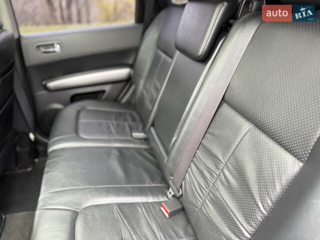 Сірий Ніссан ІксТрейл, об'ємом двигуна 2 л та пробігом 239 тис. км за 8200 $, фото 10 на Automoto.ua