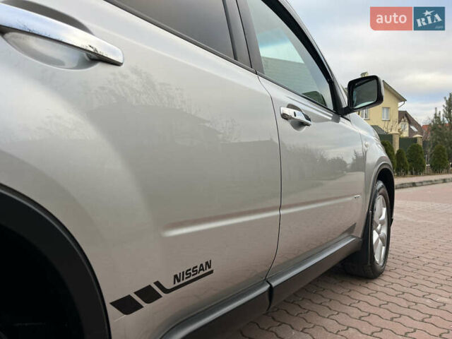 Серый Ниссан ИксТрейл, объемом двигателя 2.5 л и пробегом 155 тыс. км за 8750 $, фото 15 на Automoto.ua