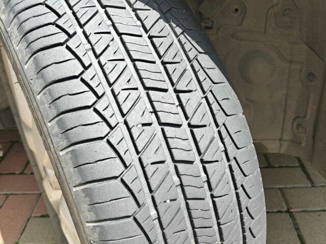 Серый Ниссан ИксТрейл, объемом двигателя 0 л и пробегом 269 тыс. км за 6200 $, фото 2 на Automoto.ua