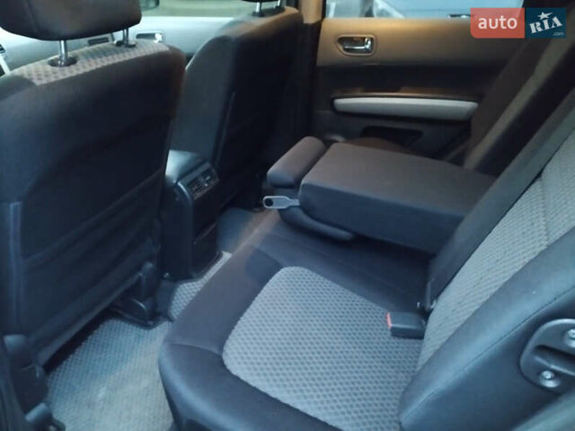 Серый Ниссан ИксТрейл, объемом двигателя 2 л и пробегом 220 тыс. км за 9700 $, фото 12 на Automoto.ua