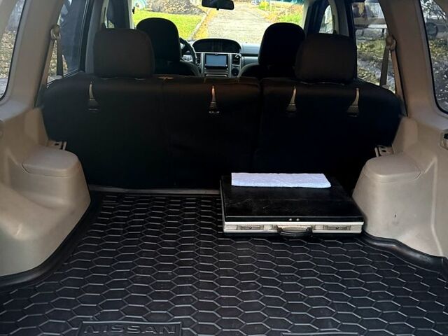 Серый Ниссан ИксТрейл, объемом двигателя 2.5 л и пробегом 333 тыс. км за 7100 $, фото 10 на Automoto.ua