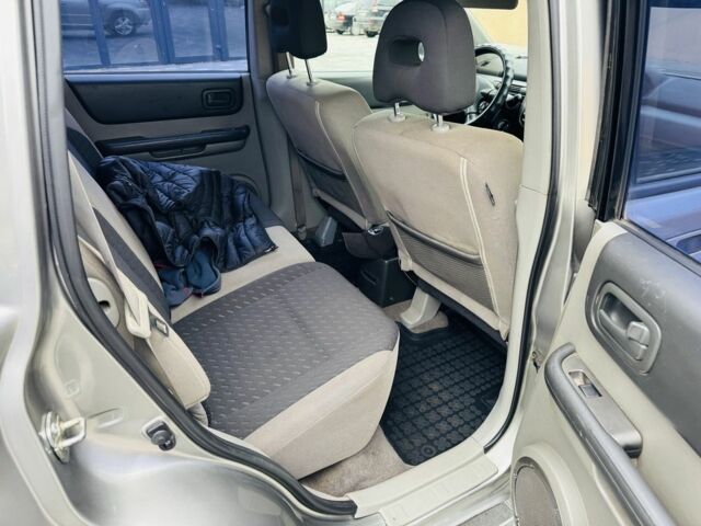 Серый Ниссан ИксТрейл, объемом двигателя 2.2 л и пробегом 170 тыс. км за 4250 $, фото 13 на Automoto.ua