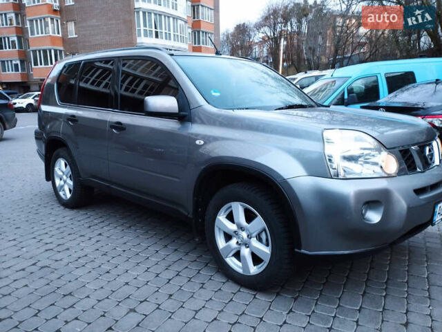 Серый Ниссан ИксТрейл, объемом двигателя 2 л и пробегом 220 тыс. км за 9700 $, фото 9 на Automoto.ua