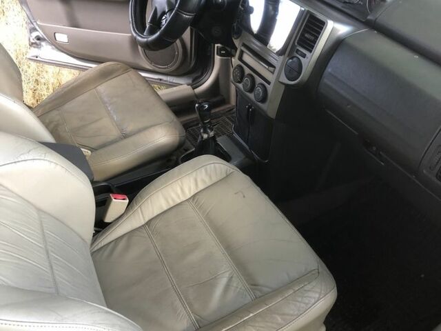 Серый Ниссан ИксТрейл, объемом двигателя 2.2 л и пробегом 222 тыс. км за 3500 $, фото 6 на Automoto.ua