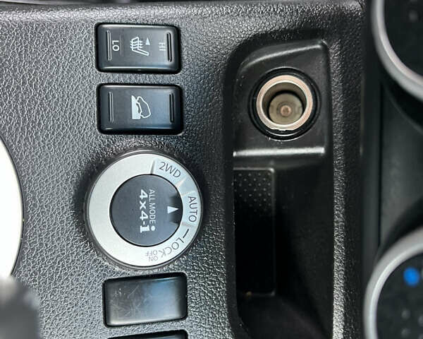 Серый Ниссан ИксТрейл, объемом двигателя 2.49 л и пробегом 155 тыс. км за 8499 $, фото 25 на Automoto.ua