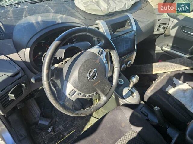 Серый Ниссан ИксТрейл, объемом двигателя 2 л и пробегом 240 тыс. км за 4500 $, фото 10 на Automoto.ua