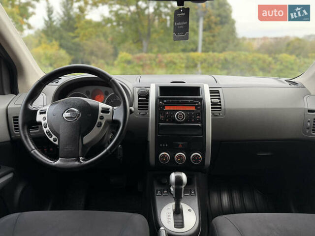 Серый Ниссан ИксТрейл, объемом двигателя 2 л и пробегом 240 тыс. км за 7600 $, фото 37 на Automoto.ua