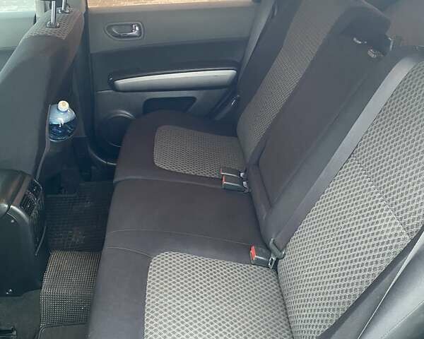 Серый Ниссан ИксТрейл, объемом двигателя 2 л и пробегом 235 тыс. км за 9500 $, фото 30 на Automoto.ua