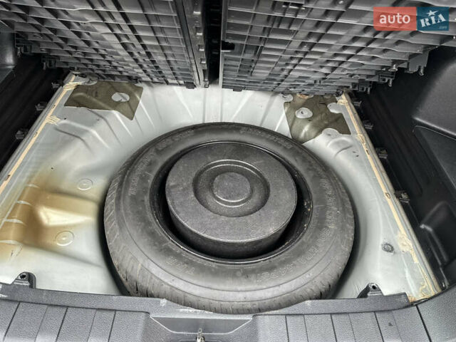 Сірий Ніссан ІксТрейл, об'ємом двигуна 2.49 л та пробігом 197 тис. км за 8300 $, фото 20 на Automoto.ua