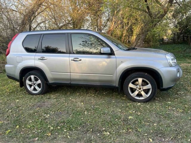 Серый Ниссан ИксТрейл, объемом двигателя 1.2 л и пробегом 260 тыс. км за 5800 $, фото 7 на Automoto.ua