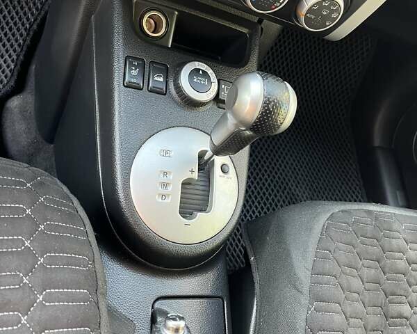 Серый Ниссан ИксТрейл, объемом двигателя 2.49 л и пробегом 195 тыс. км за 9800 $, фото 25 на Automoto.ua