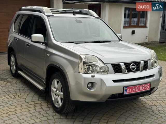 Сірий Ніссан ІксТрейл, об'ємом двигуна 2 л та пробігом 228 тис. км за 10250 $, фото 33 на Automoto.ua
