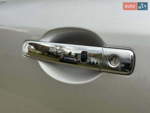 Сірий Ніссан ІксТрейл, об'ємом двигуна 2 л та пробігом 228 тис. км за 10250 $, фото 9 на Automoto.ua