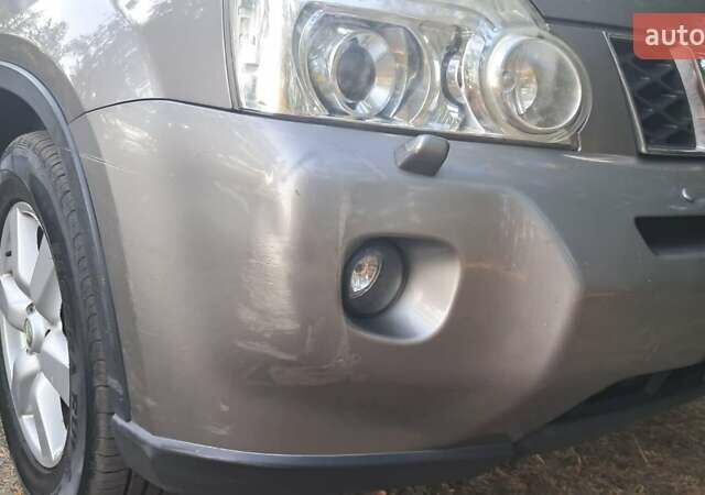 Ниссан ИксТрейл 2008 в Днепре (Днепропетровске) на Automoto.ua Серый Ниссан ИксТрейл, объемом двигателя 2.49 л и пробегом 290 тыс. км за 6500 $, фото 6 на Automoto.ua