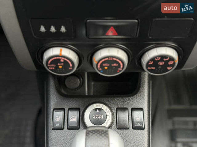 Серый Ниссан ИксТрейл, объемом двигателя 2 л и пробегом 240 тыс. км за 7600 $, фото 42 на Automoto.ua