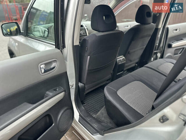 Сірий Ніссан ІксТрейл, об'ємом двигуна 2.49 л та пробігом 197 тис. км за 8300 $, фото 23 на Automoto.ua