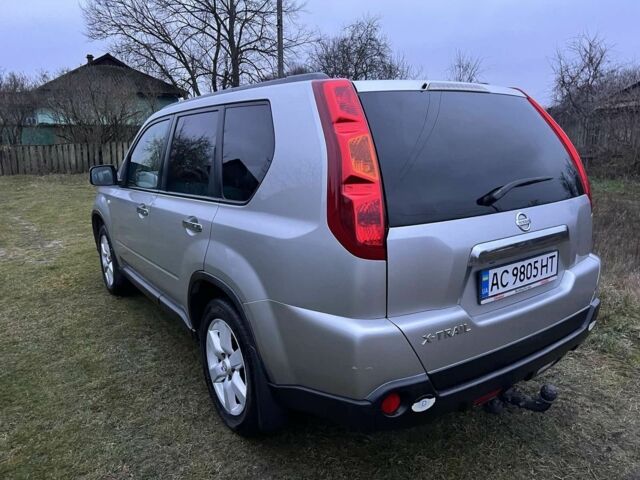 Серый Ниссан ИксТрейл, объемом двигателя 2 л и пробегом 256 тыс. км за 5799 $, фото 12 на Automoto.ua