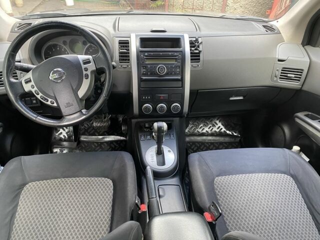 Серый Ниссан ИксТрейл, объемом двигателя 2 л и пробегом 218 тыс. км за 7350 $, фото 14 на Automoto.ua