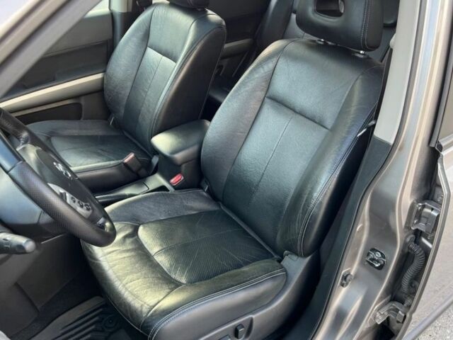 Серый Ниссан ИксТрейл, объемом двигателя 2.2 л и пробегом 200 тыс. км за 3400 $, фото 9 на Automoto.ua